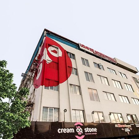 Oyo Flagship 9115 Hotel Udayee International Tirupati Dış mekan fotoğraf