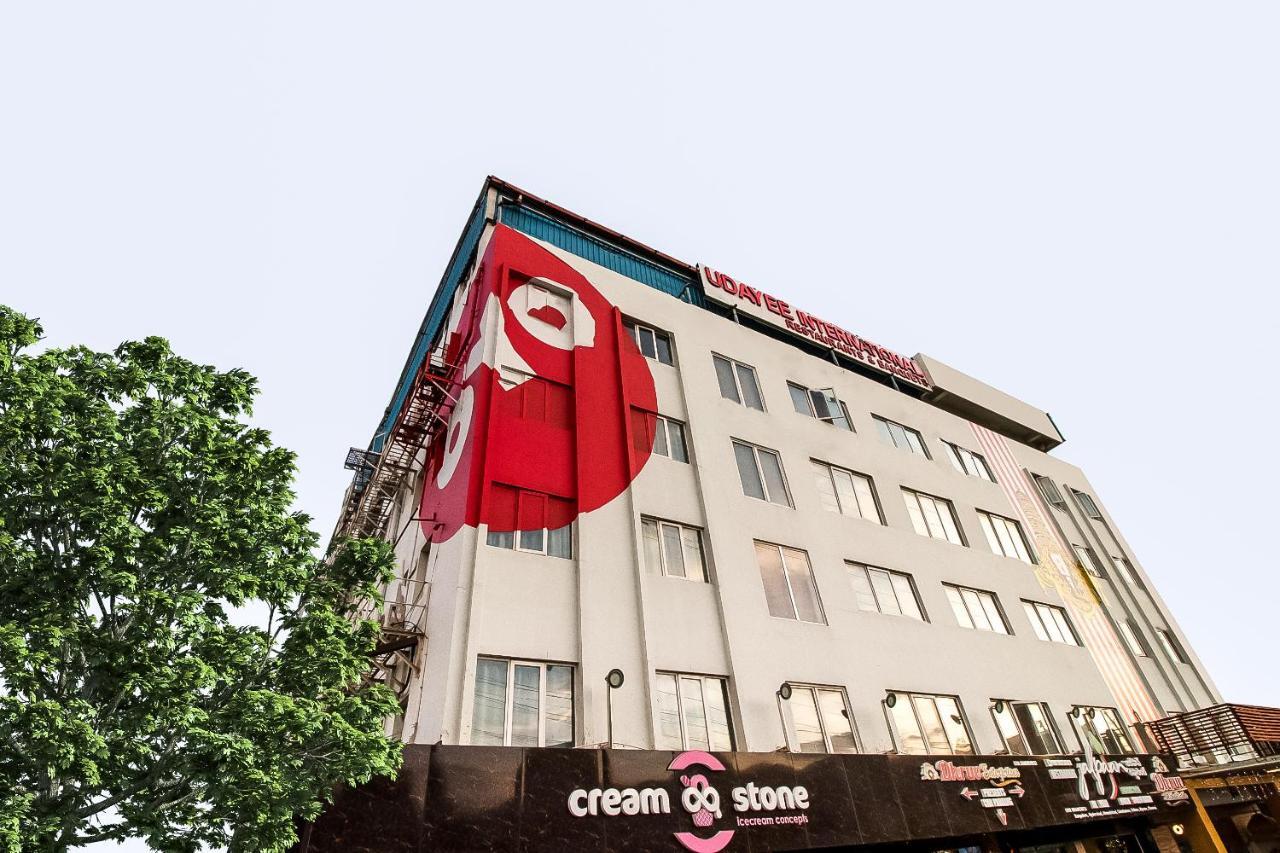 Oyo Flagship 9115 Hotel Udayee International Tirupati Dış mekan fotoğraf